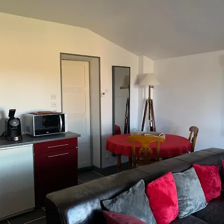 Classe 3 Etoiles Pour 2 Holiday home Loubersan